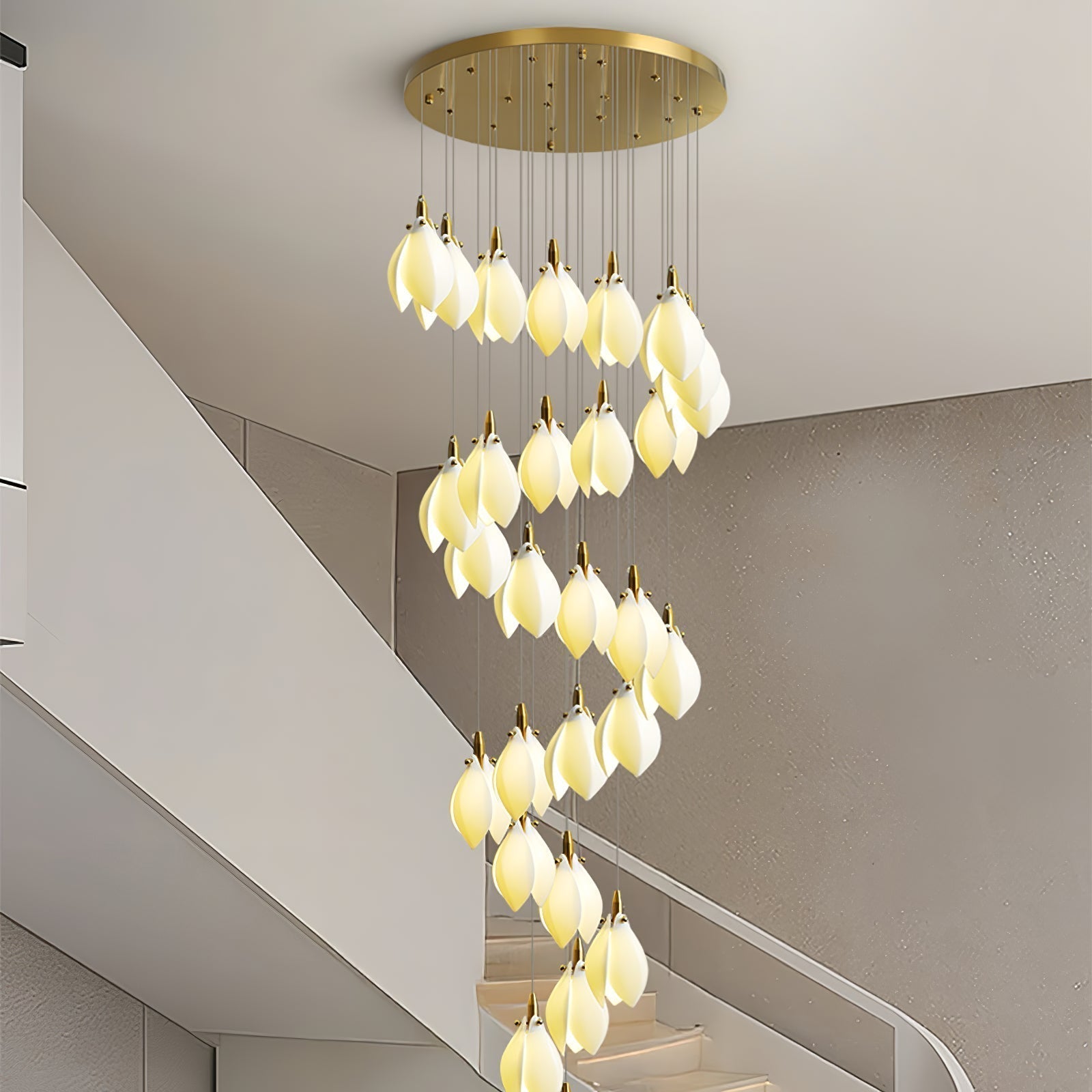 Caphayra Chandelier en Céramique Florale et Laiton - Neutralighting