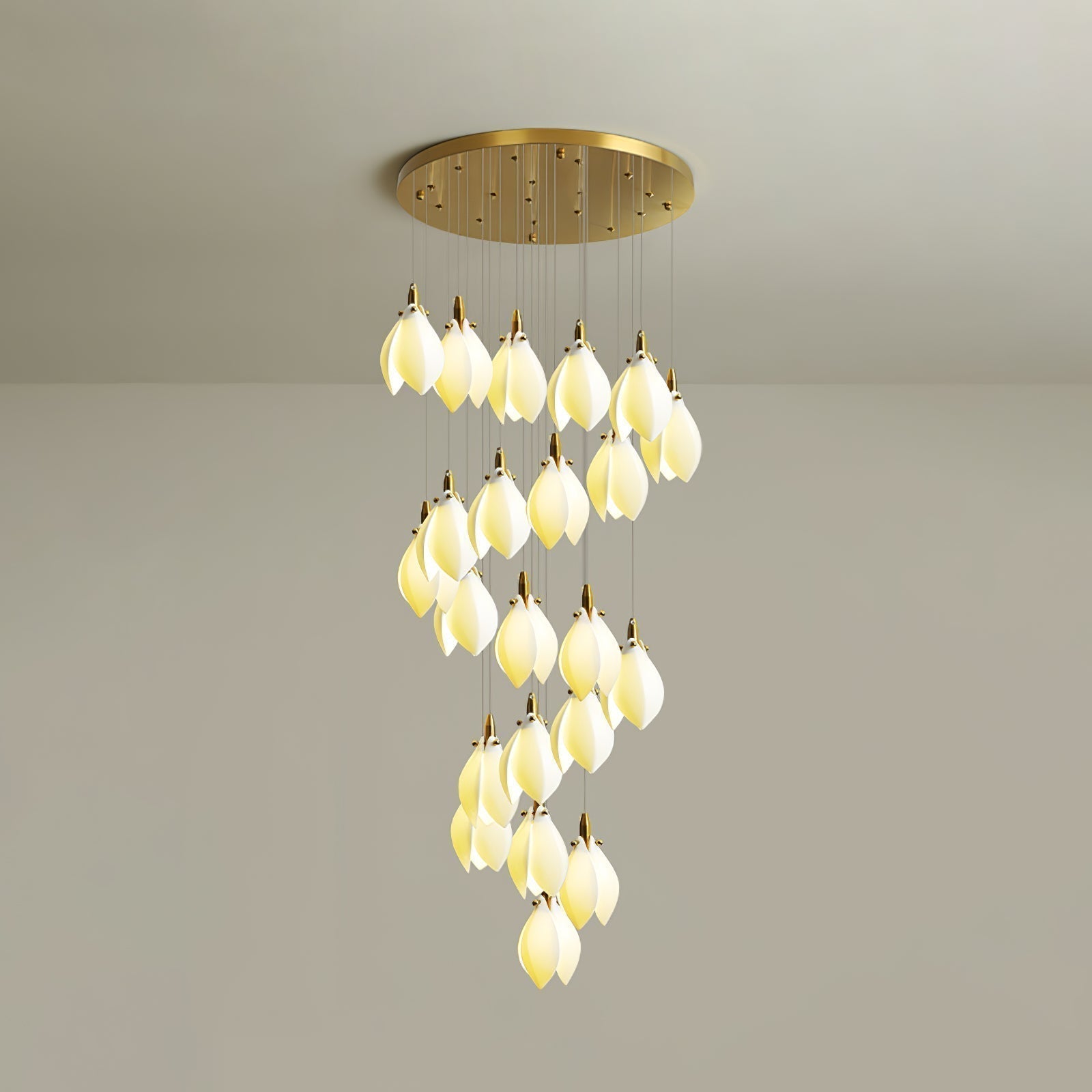 Caphayra Chandelier en Céramique Florale et Laiton - Neutralighting