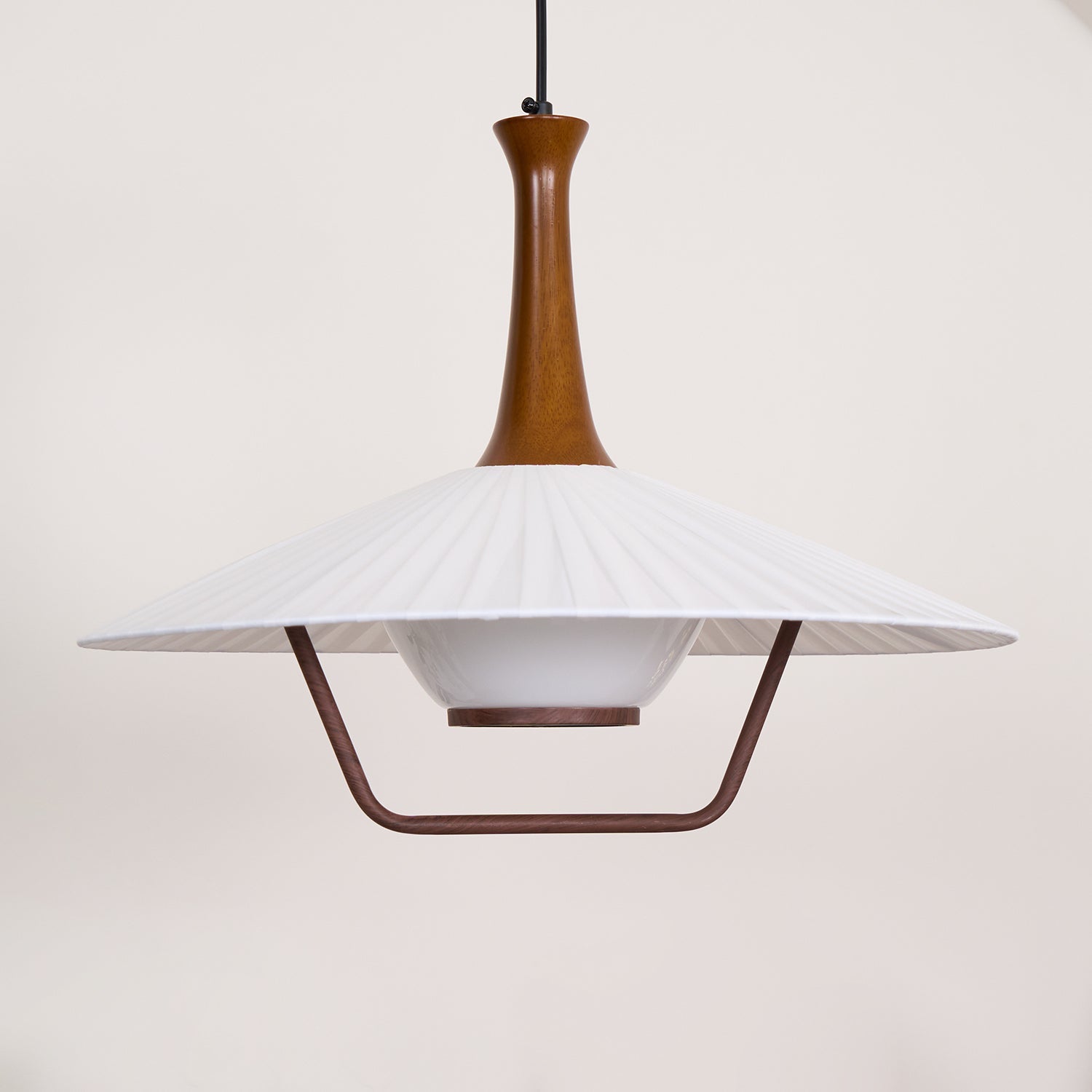 Vionne Suspension en bois et blanc style milieu du siècle - Neutralighting