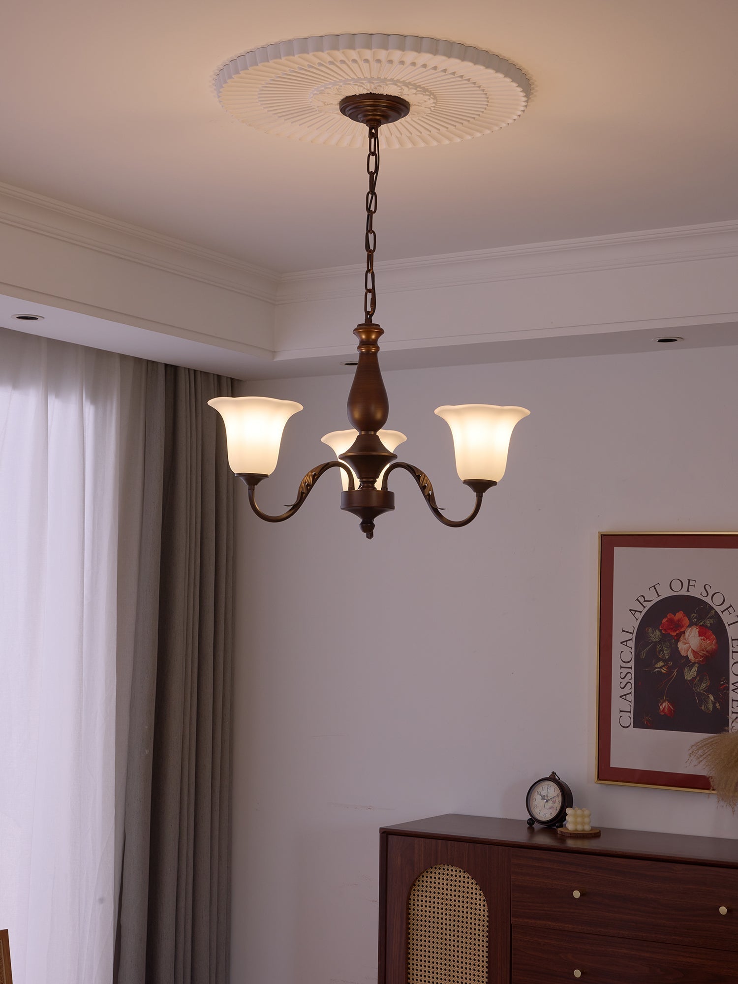 Uveleth Chandelier Verre Élégance Traditionnelle - Neutralighting