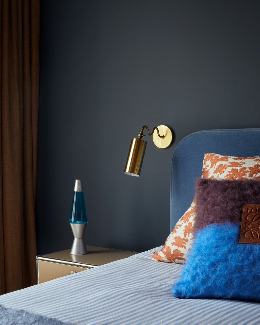 Vatnuvyu Moderne Minimaliste Tissu Métal Applique Murale - Neutralighting
