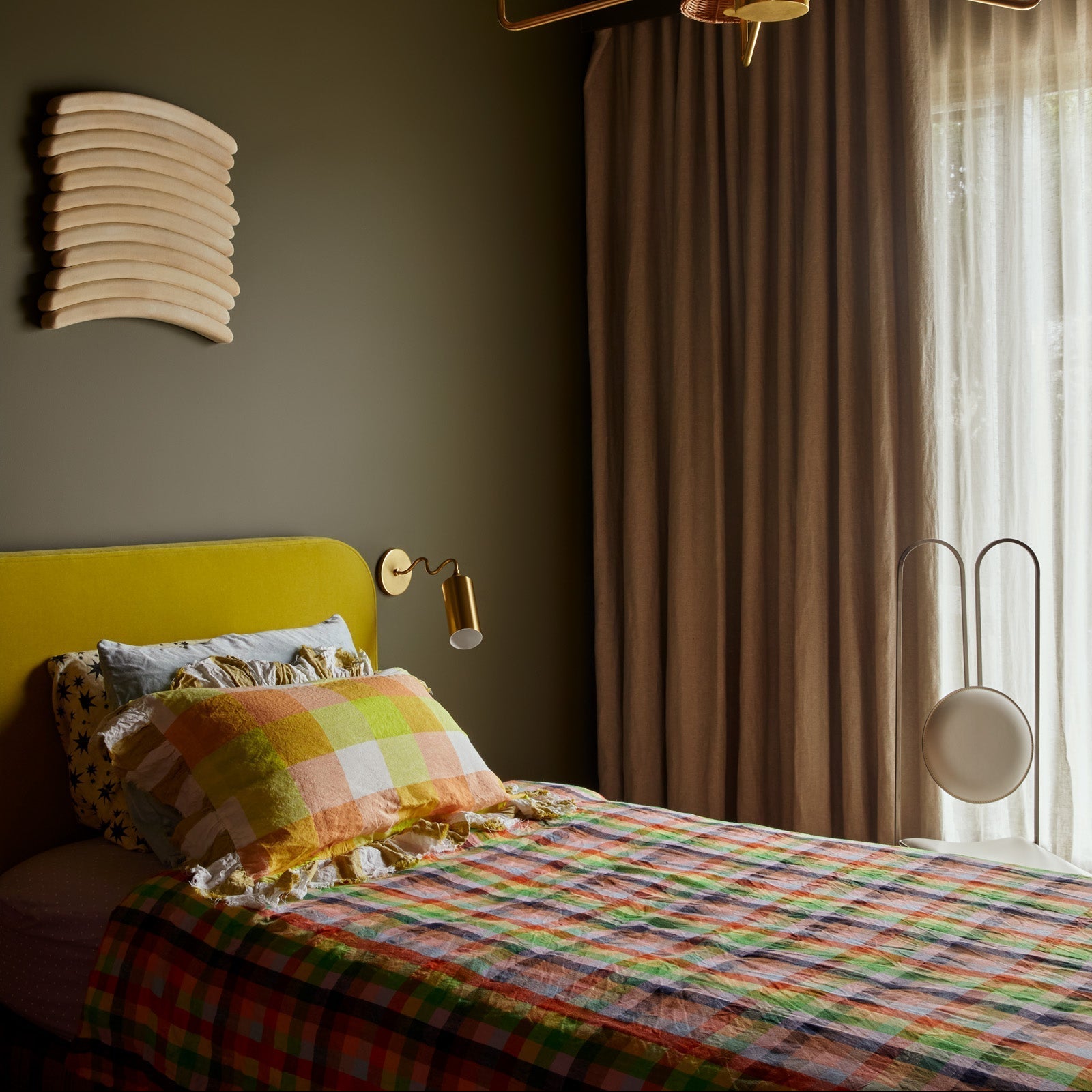 Vatnuvyu Moderne Minimaliste Tissu Métal Applique Murale - Neutralighting