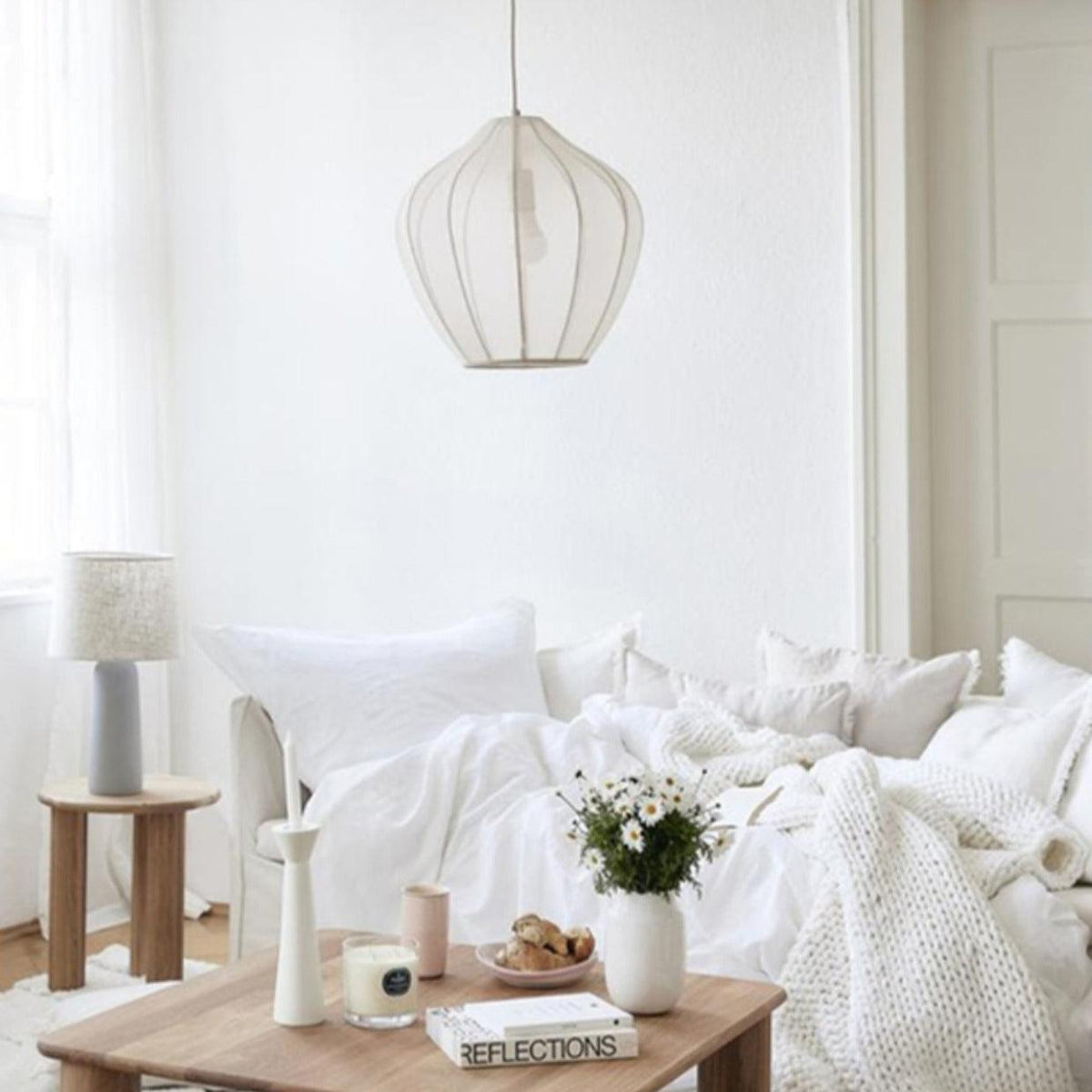 Eraeyra Lampe Suspension en Tissu Maille d'Élégance Premium - Neutralighting