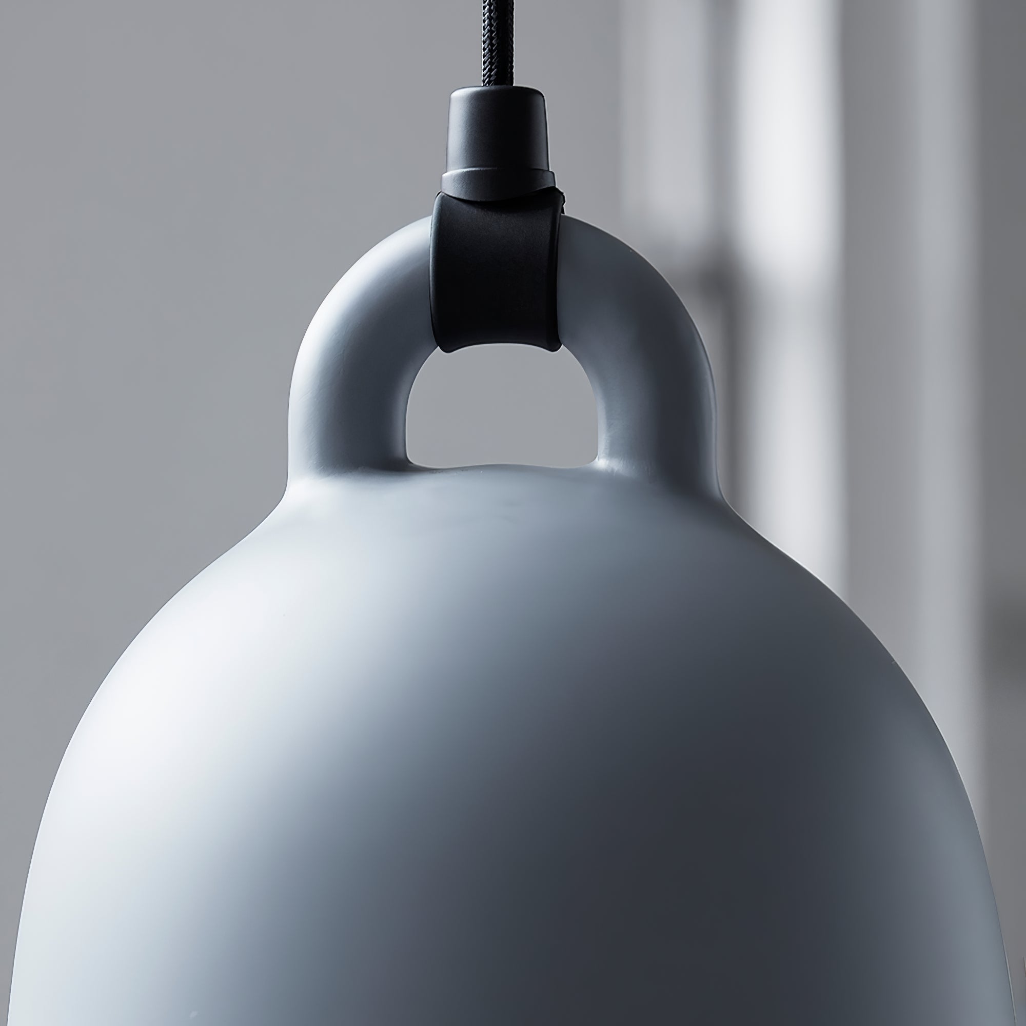 Astria Lampe Pendante Minimaliste en Résine - Neutralighting