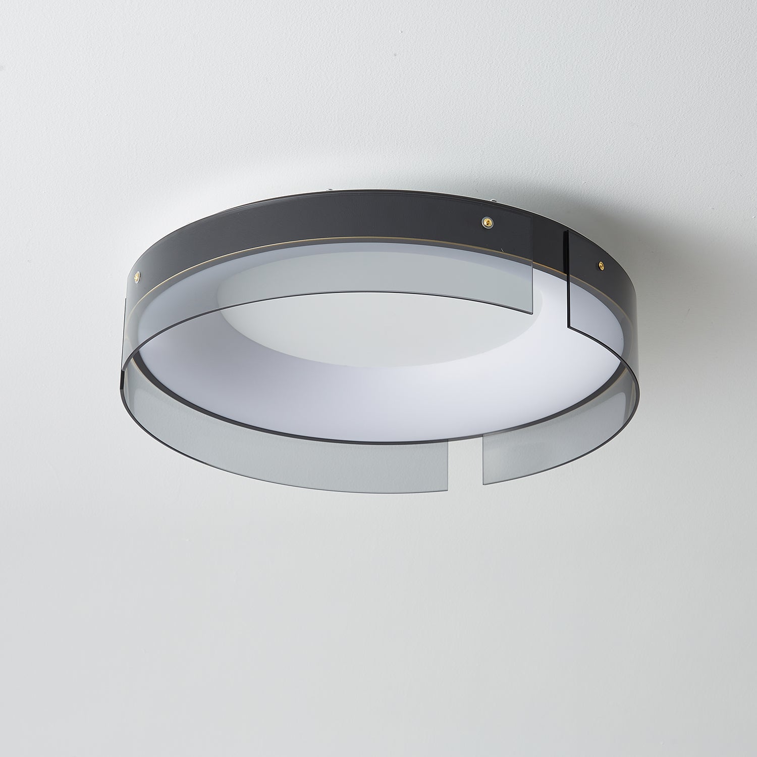 Ovenaris Plafonnier Minimaliste en Laiton - Neutralighting