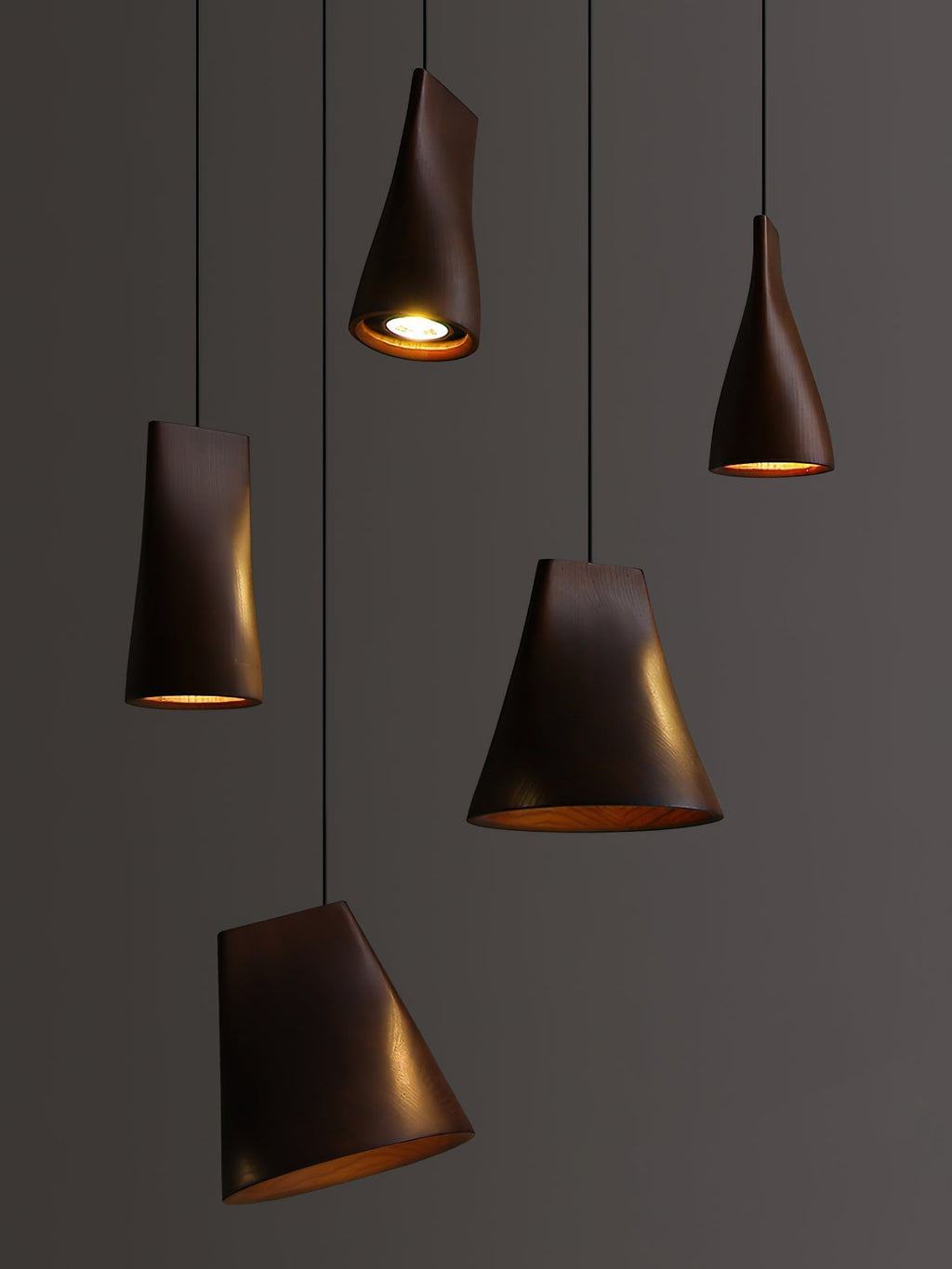 Ivarara Suspension Bois Asymétrique - Neutralighting