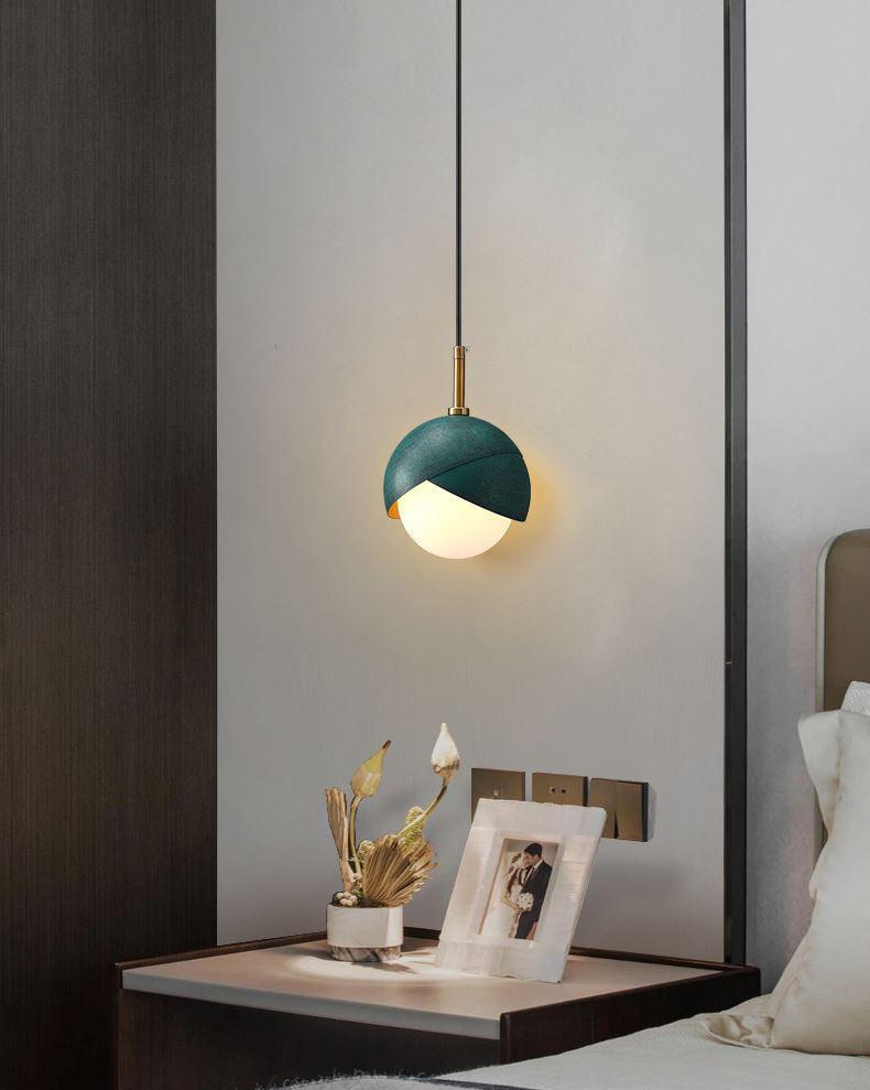 Solara Lampe Suspendue en Laiton Globe Opale Emboîté Moderne - Neutralighting