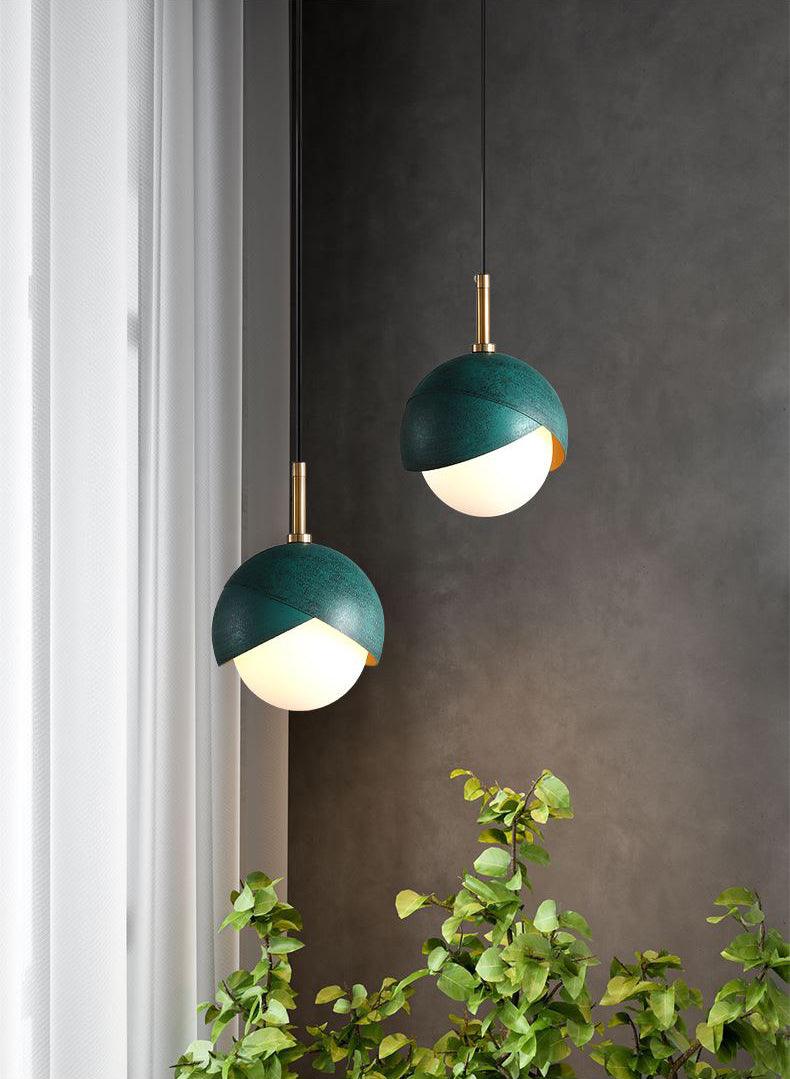 Solara Lampe Suspendue en Laiton Globe Opale Emboîté Moderne - Neutralighting