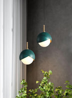 Solara Lampe Suspendue en Laiton Globe Opale Emboîté Moderne - Neutralighting