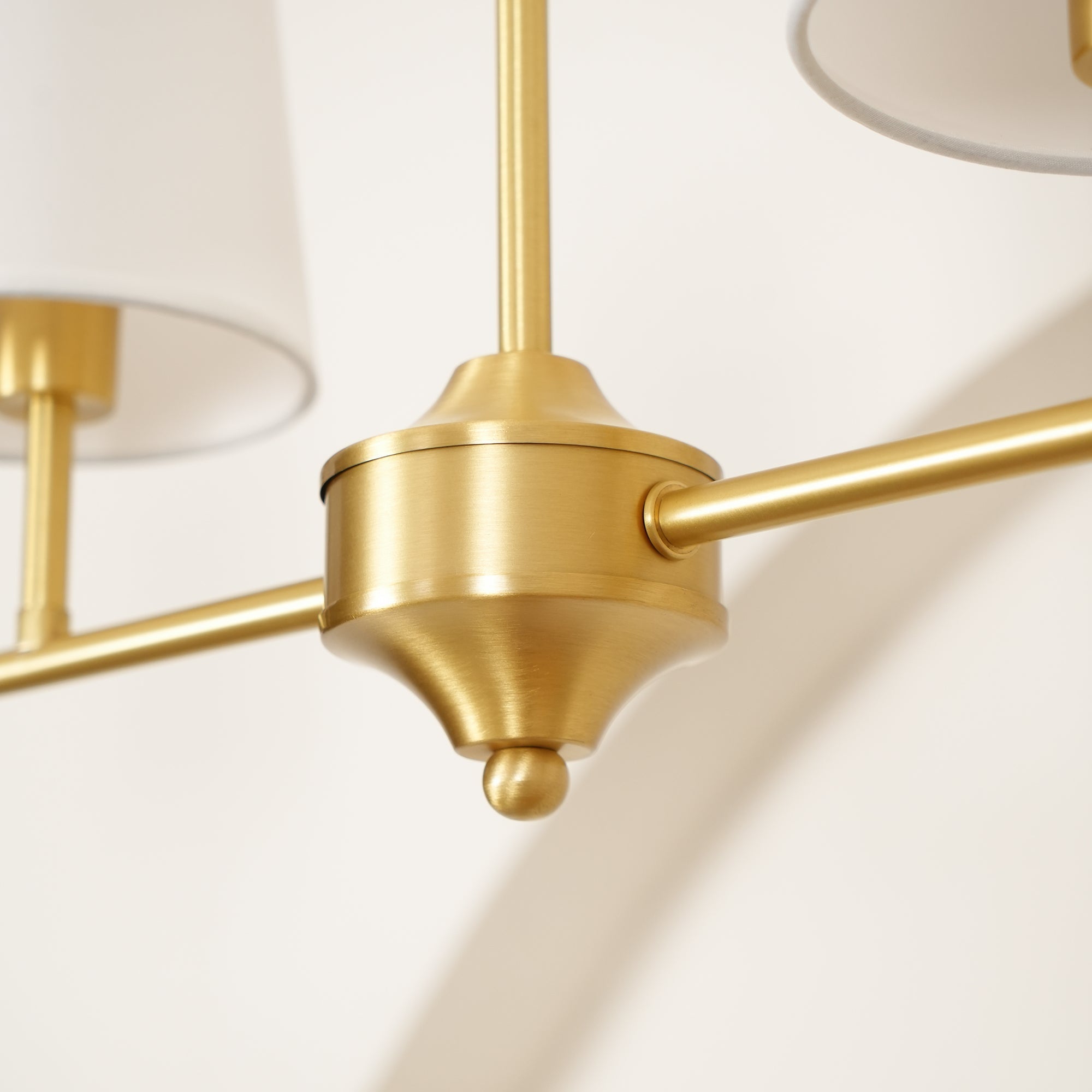 Lustra Chandelier Laiton Courbé Beige Linéaire - Neutralighting