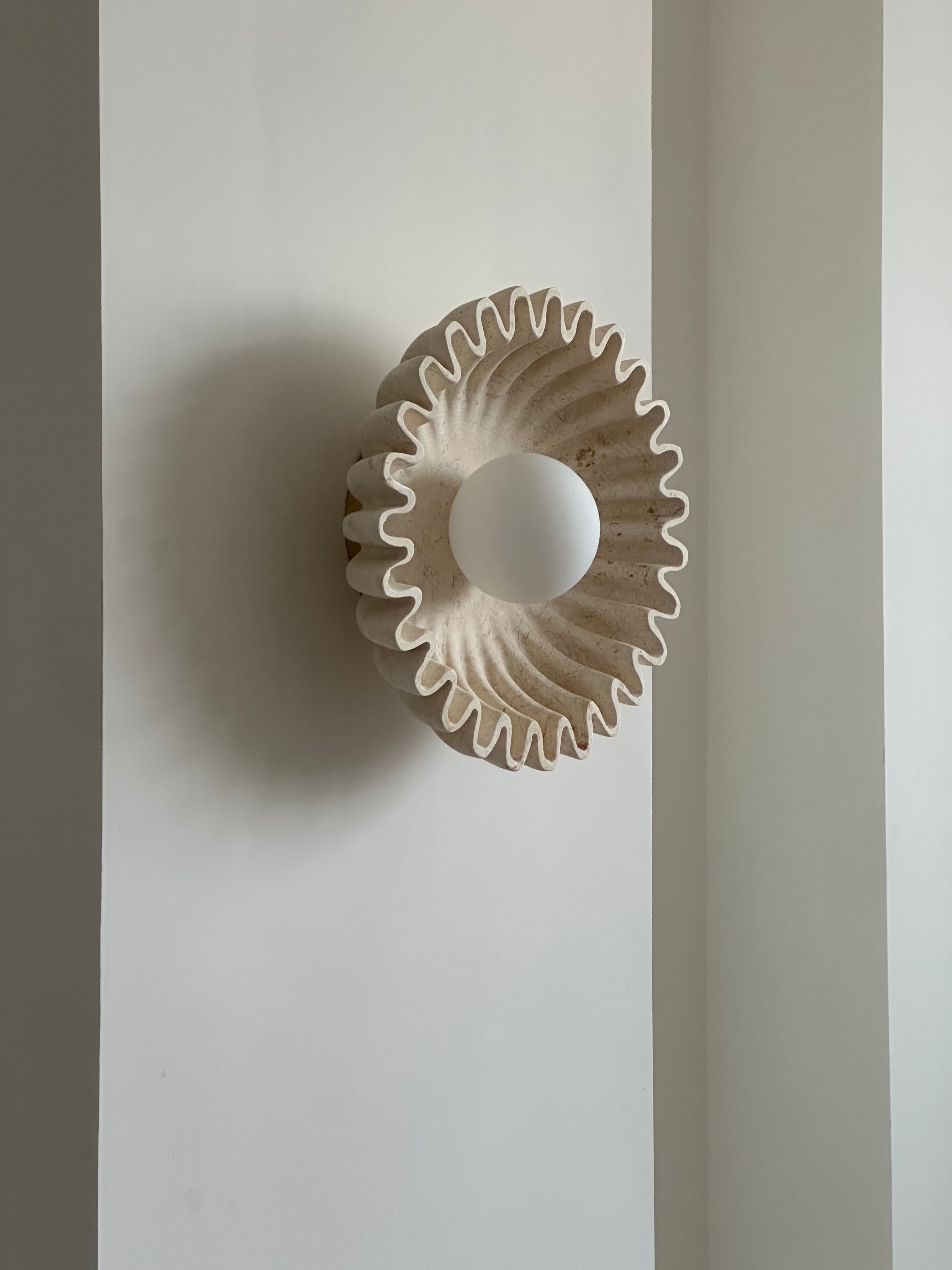 Applique Murale Céramique Verre Blanc Noir Beige Sculptural - Neutralighting