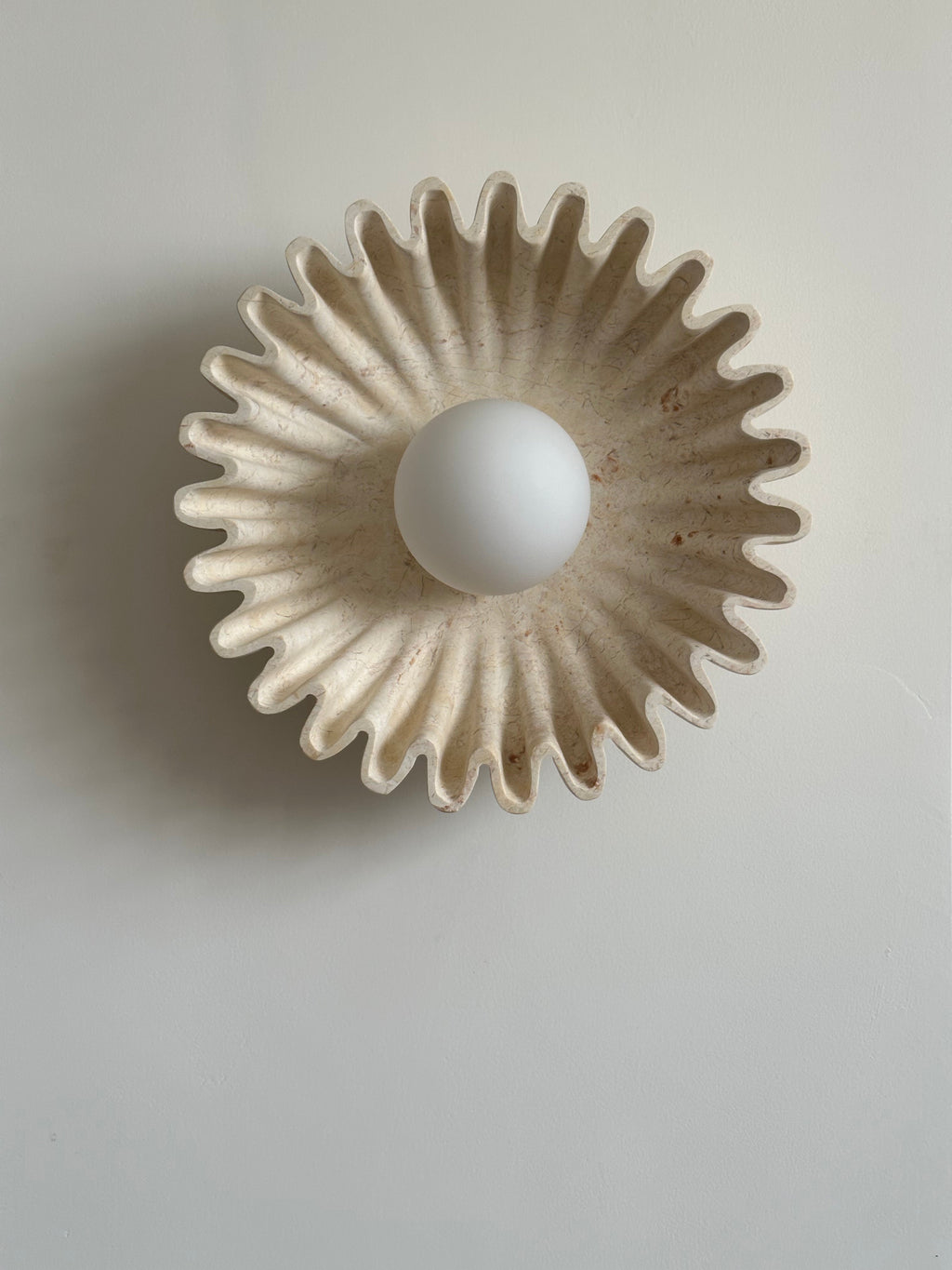 Applique Murale Céramique Verre Blanc Noir Beige Sculptural - Neutralighting