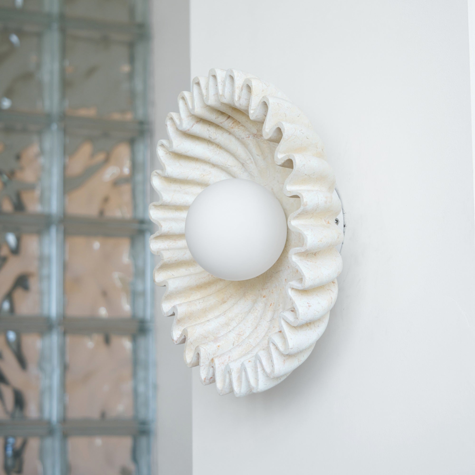 Applique Murale Céramique Verre Blanc Noir Beige Sculptural - Neutralighting