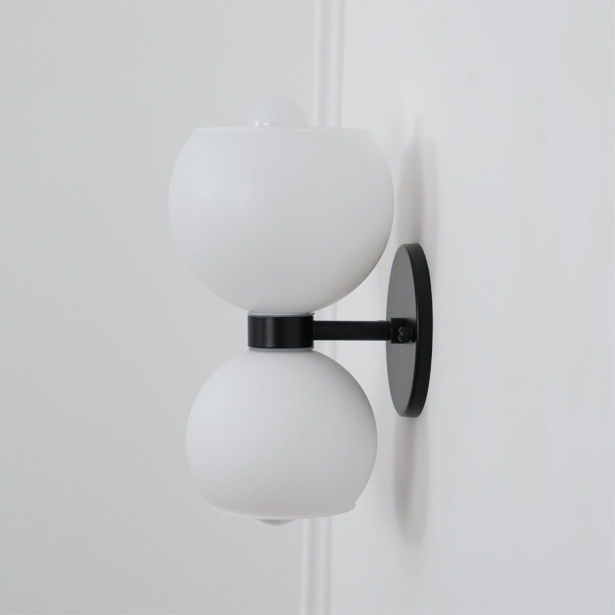 Avynion Applique Murale Art Nordique Moderne en Verre - Neutralighting