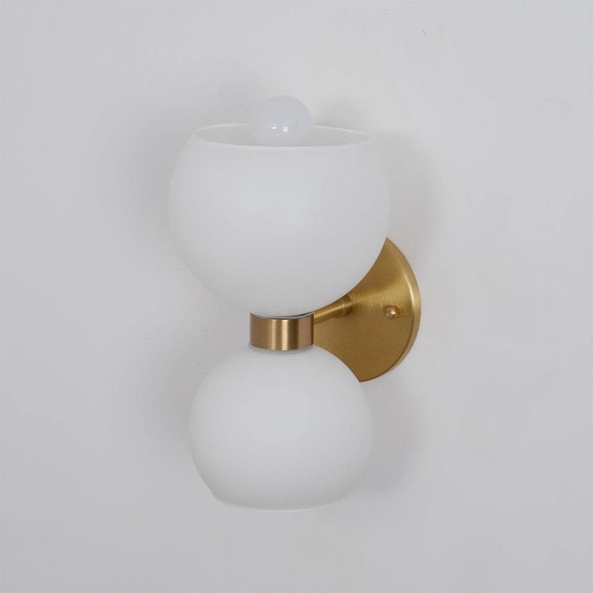 Avynion Applique Murale Art Nordique Moderne en Verre - Neutralighting