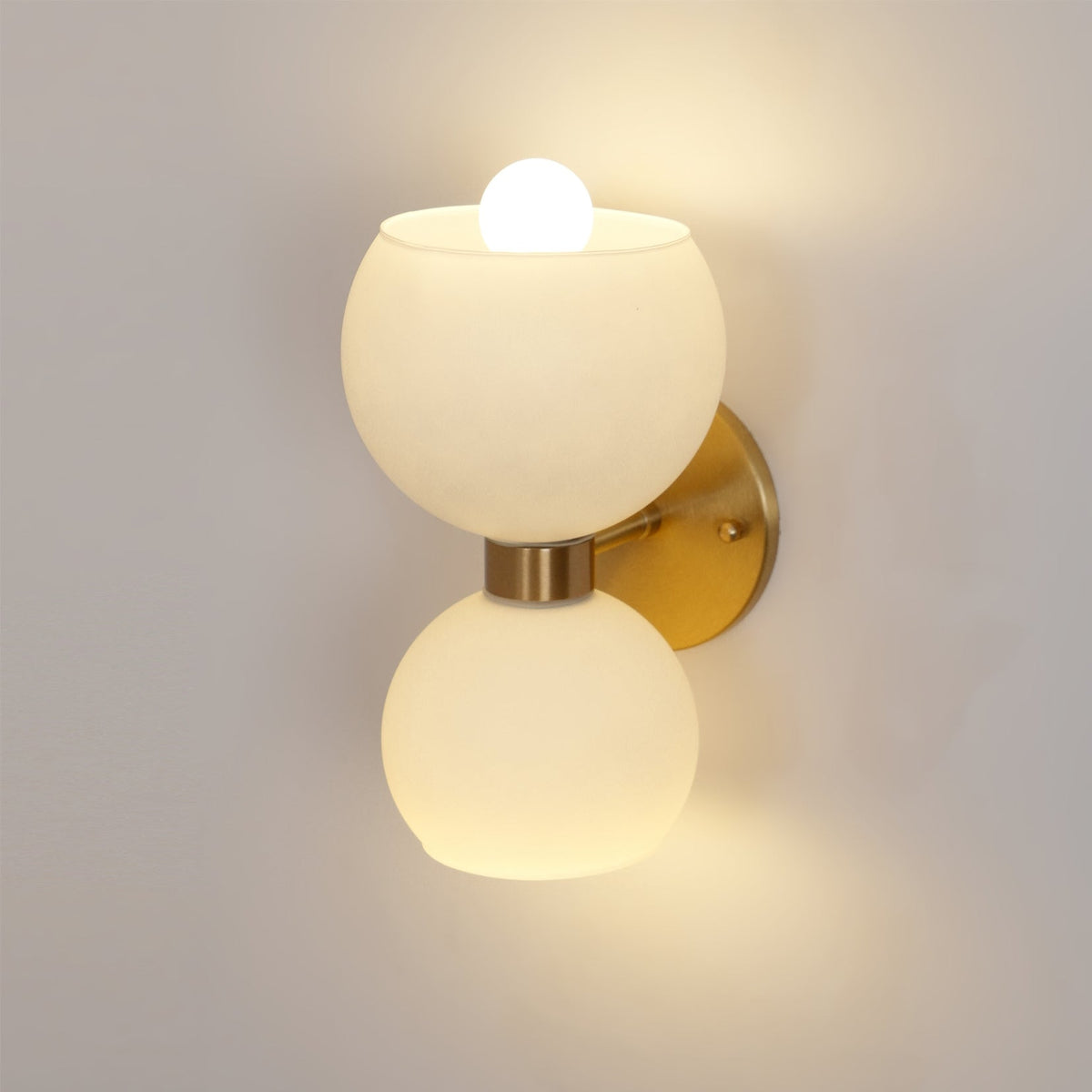 Avynion Applique Murale Art Nordique Moderne en Verre - Neutralighting