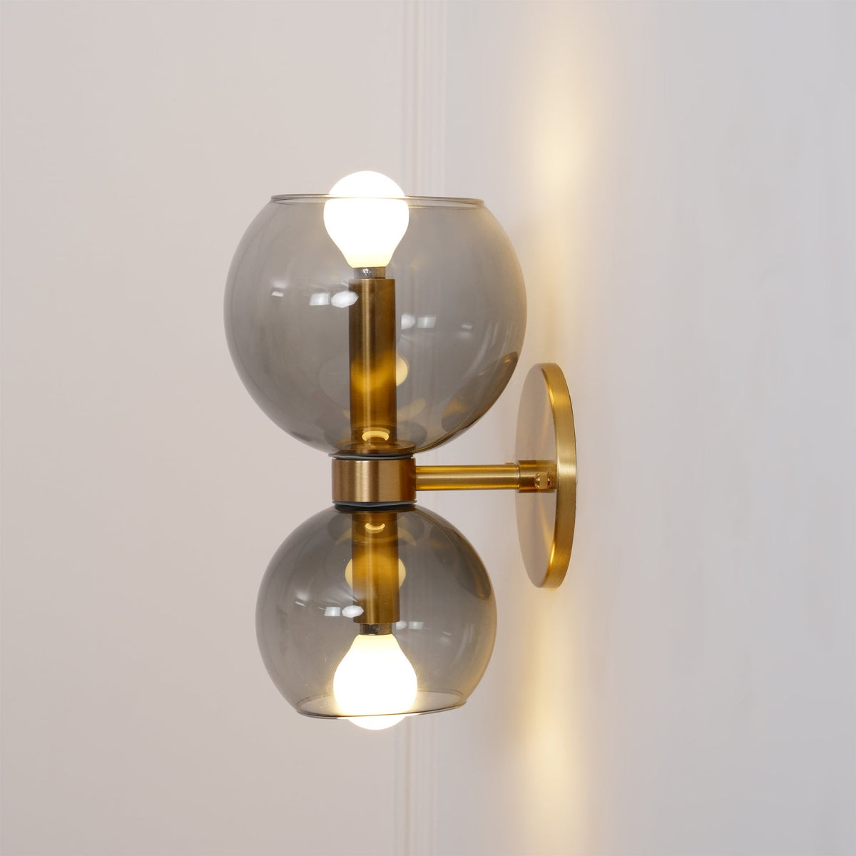 Avynion Applique Murale Art Nordique Moderne en Verre - Neutralighting