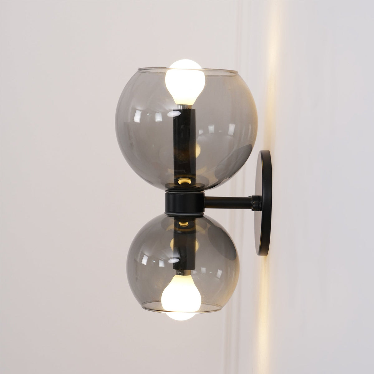 Avynion Applique Murale Art Nordique Moderne en Verre - Neutralighting