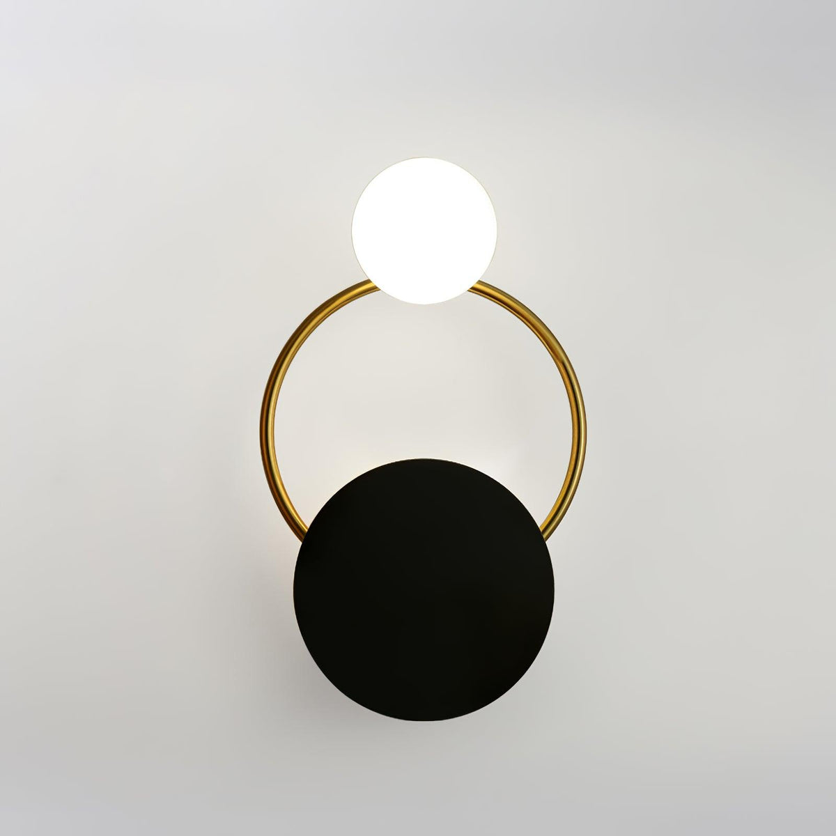 Arisha Applique Murale LED Moderne à Triple Anneau, Métal/Verre, Noir/Or, Chambre à Coucher - Neutralighting