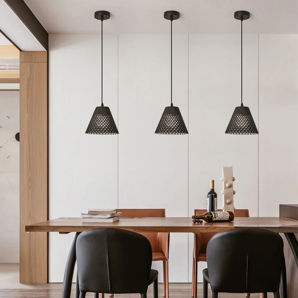 Ritta Cône LED Suspension Résine Salle à Manger - Neutralighting