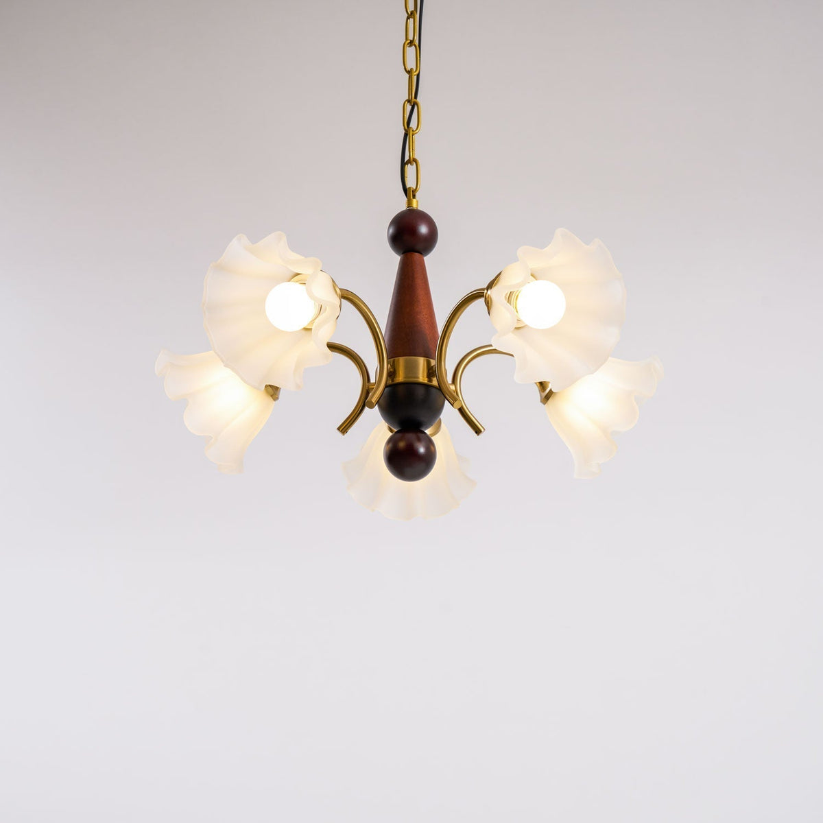 Ilvinan Chandelier Bois Verre Élégance Traditionnelle - Neutralighting