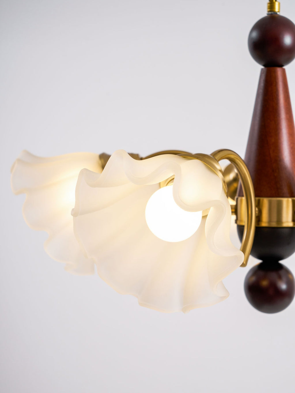 Ilvinan Chandelier Bois Verre Élégance Traditionnelle - Neutralighting