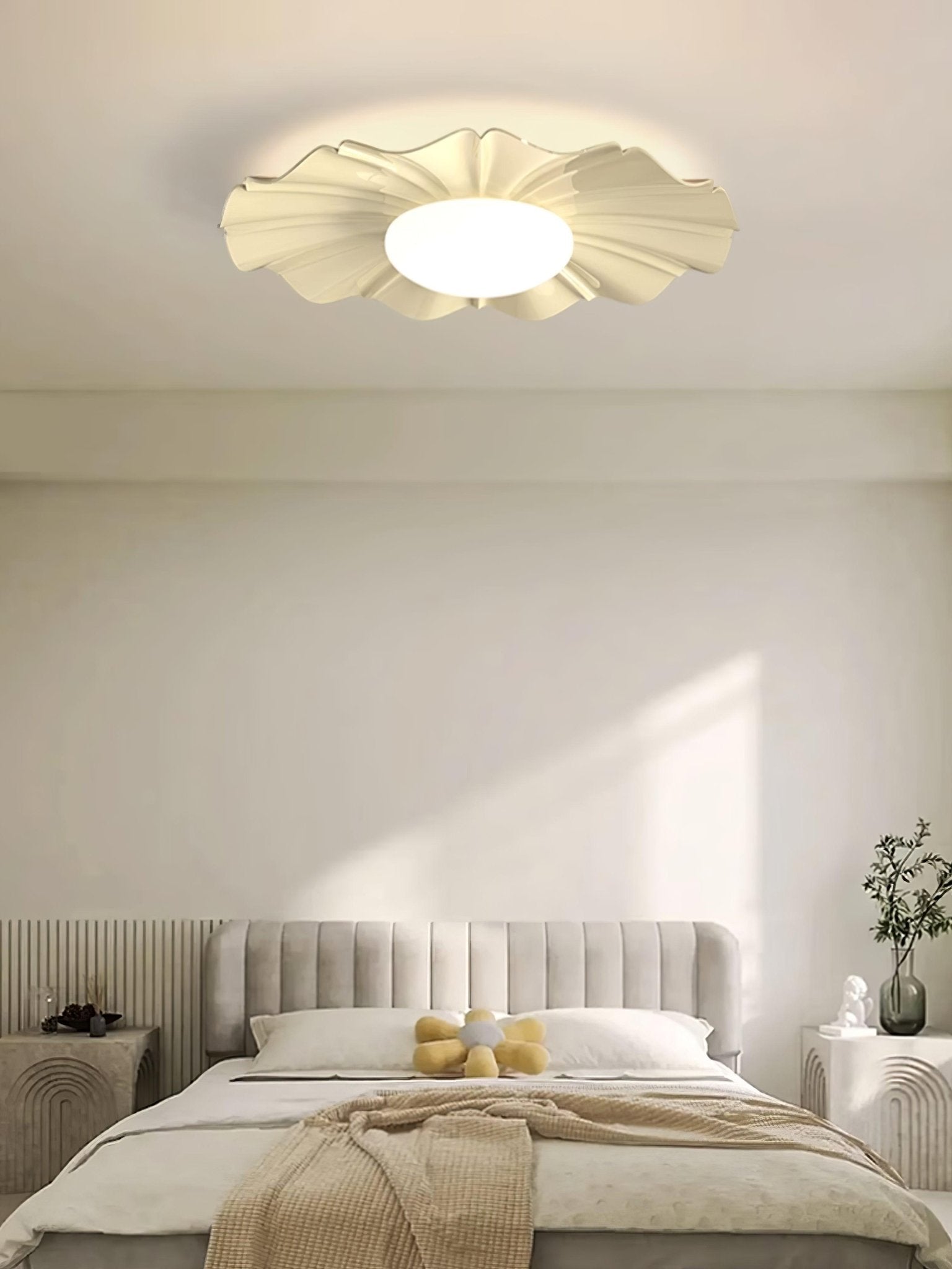 Lustra Plafonnier Or LED Sculpté pour Chambre - Neutralighting