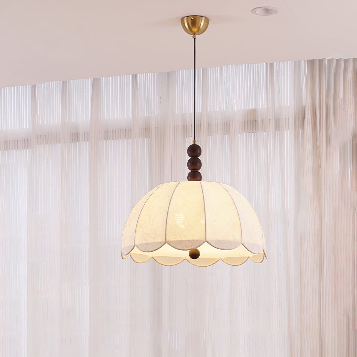 Syphaen Traditionnel Floraison Tissu Bois Pendentif Lumière - Neutralighting