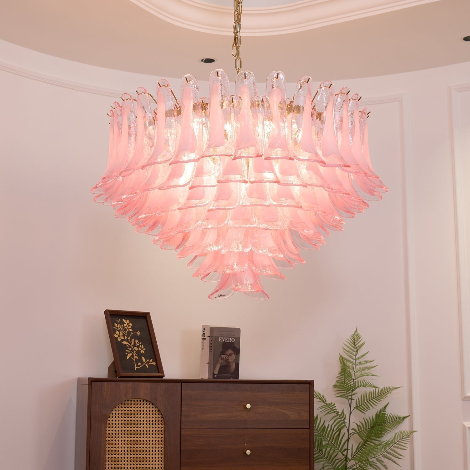 Aurora Chandelier en Verre Rose Pâle Élégant - Neutralighting
