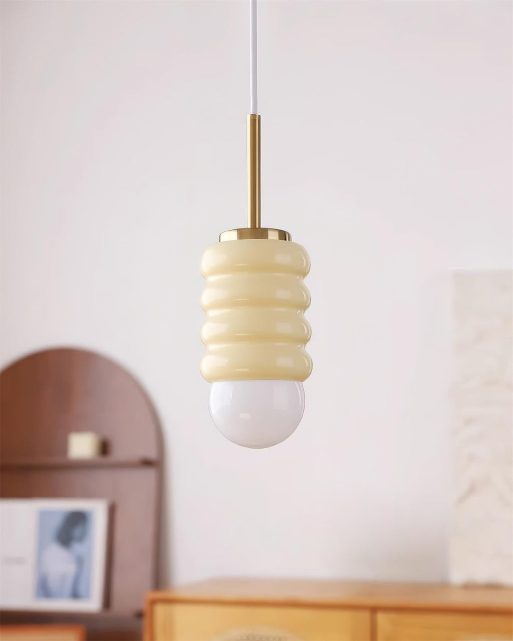 Virelli Lampe Pendante Abat-jour Céramique Striée Laiton Chaleureux Midcentury - Neutralighting