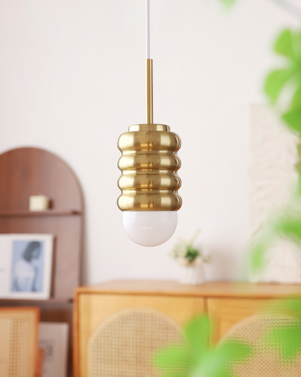 Virelli Lampe Pendante Abat-jour Céramique Striée Laiton Chaleureux Midcentury - Neutralighting