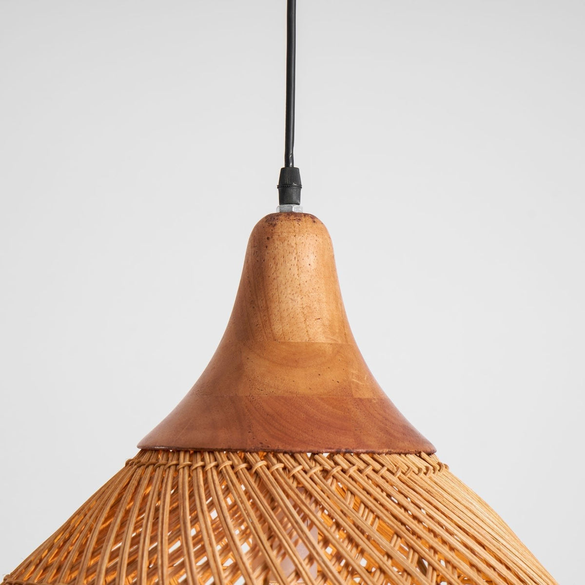 Solavn Lampe suspendue en bois de rotin - Neutralighting