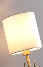 Noble Applique Murale Élégance Tête de Cerf Laiton - Neutralighting