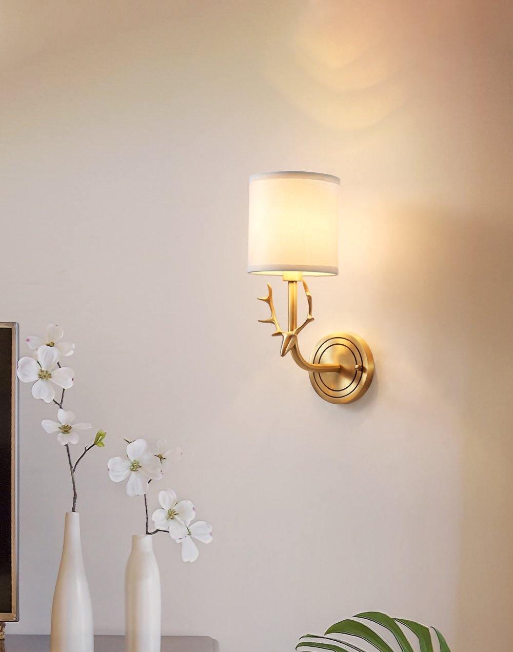 Noble Applique Murale Élégance Tête de Cerf Laiton - Neutralighting