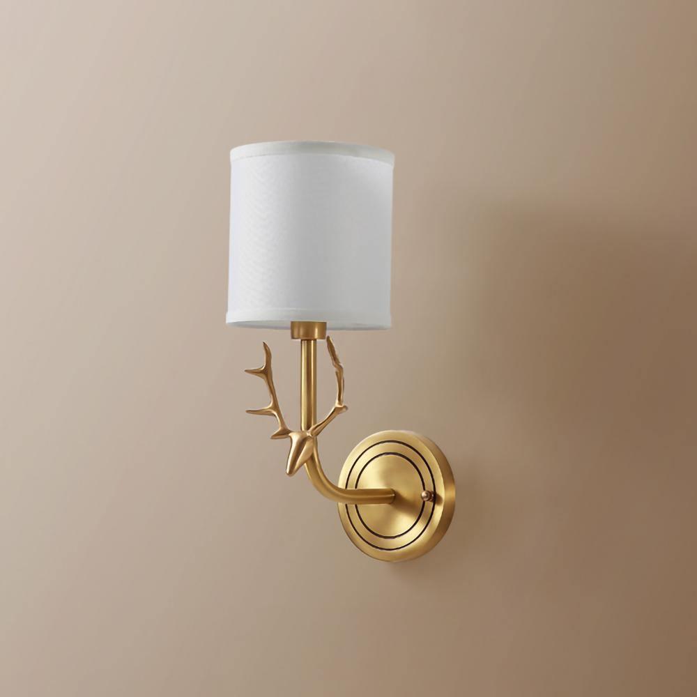 Noble Applique Murale Élégance Tête de Cerf Laiton - Neutralighting