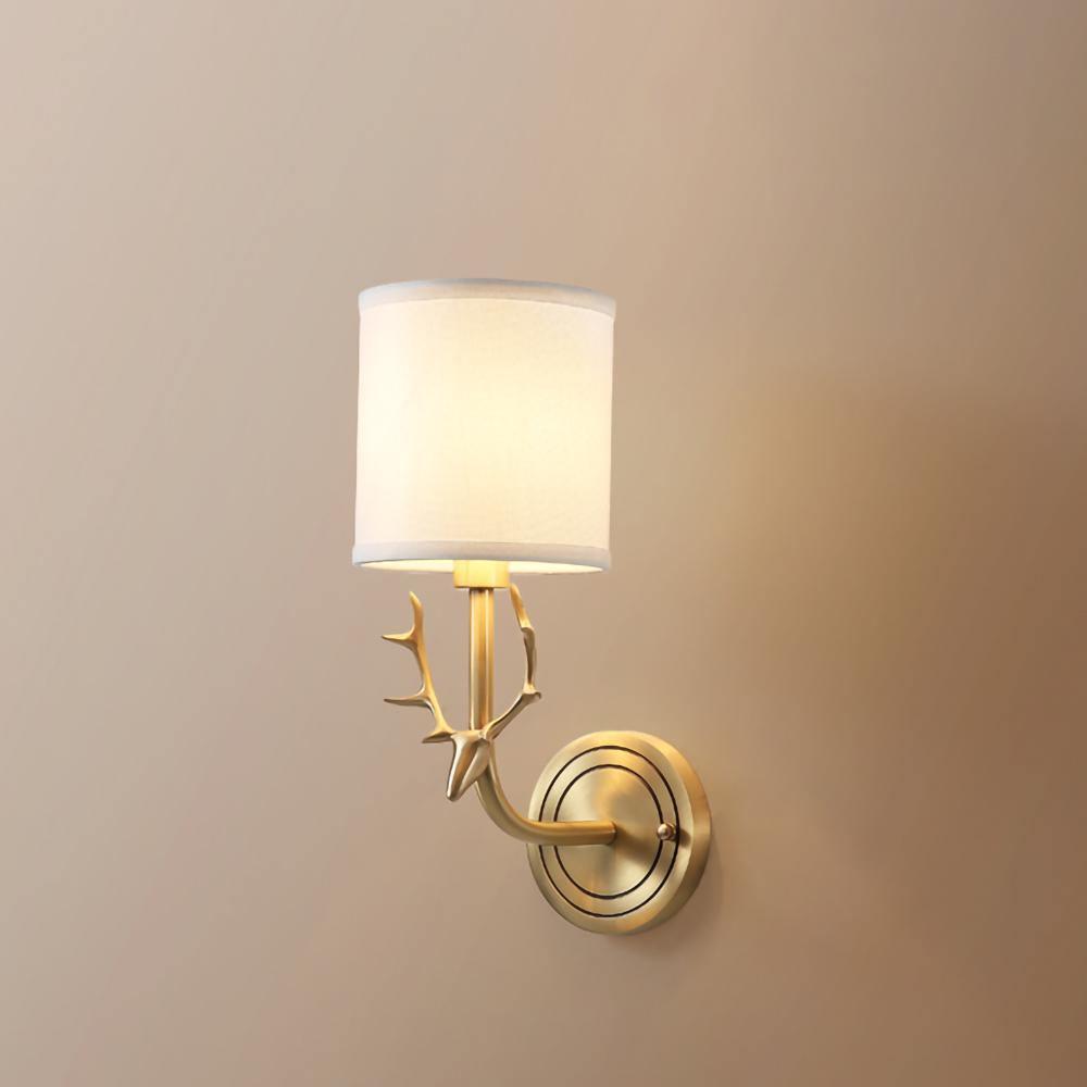 Noble Applique Murale Élégance Tête de Cerf Laiton - Neutralighting