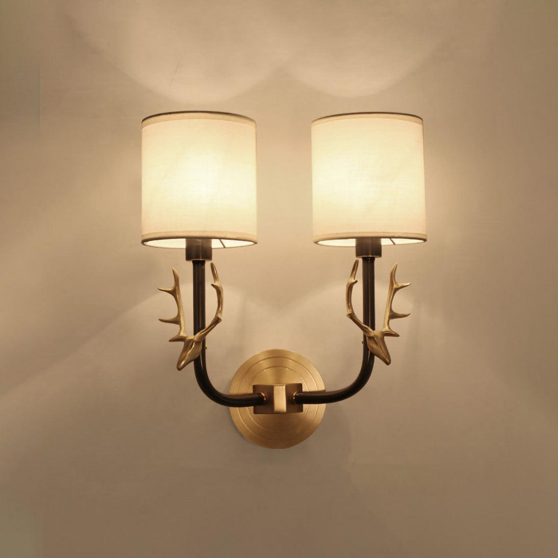 Noble Applique Murale Élégance Tête de Cerf Laiton - Neutralighting