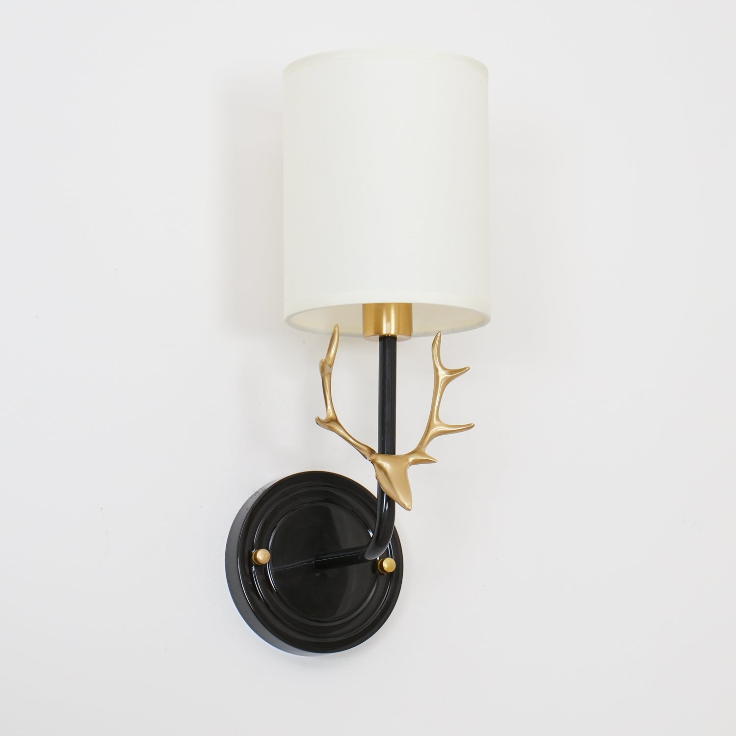 Noble Applique Murale Élégance Tête de Cerf Laiton - Neutralighting