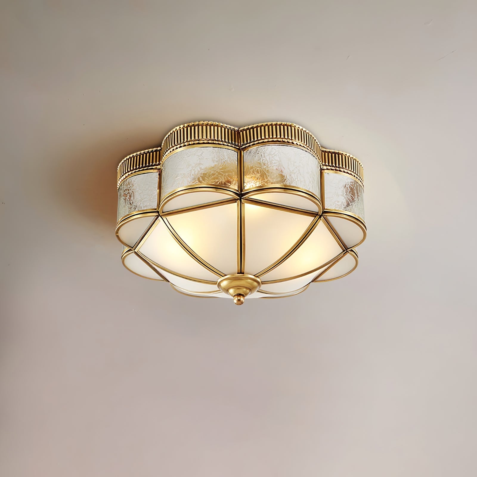 Solara Plafonnier Laiton Dôme Dépoli Classique Élégant - Neutralighting