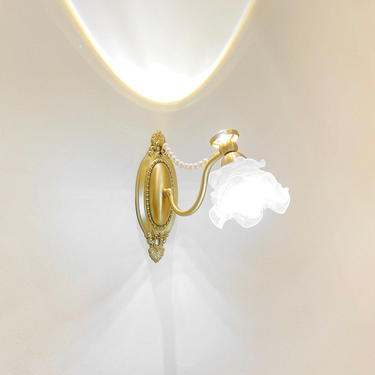 Zoey Applique Murale Florale en Laiton - Neutralighting