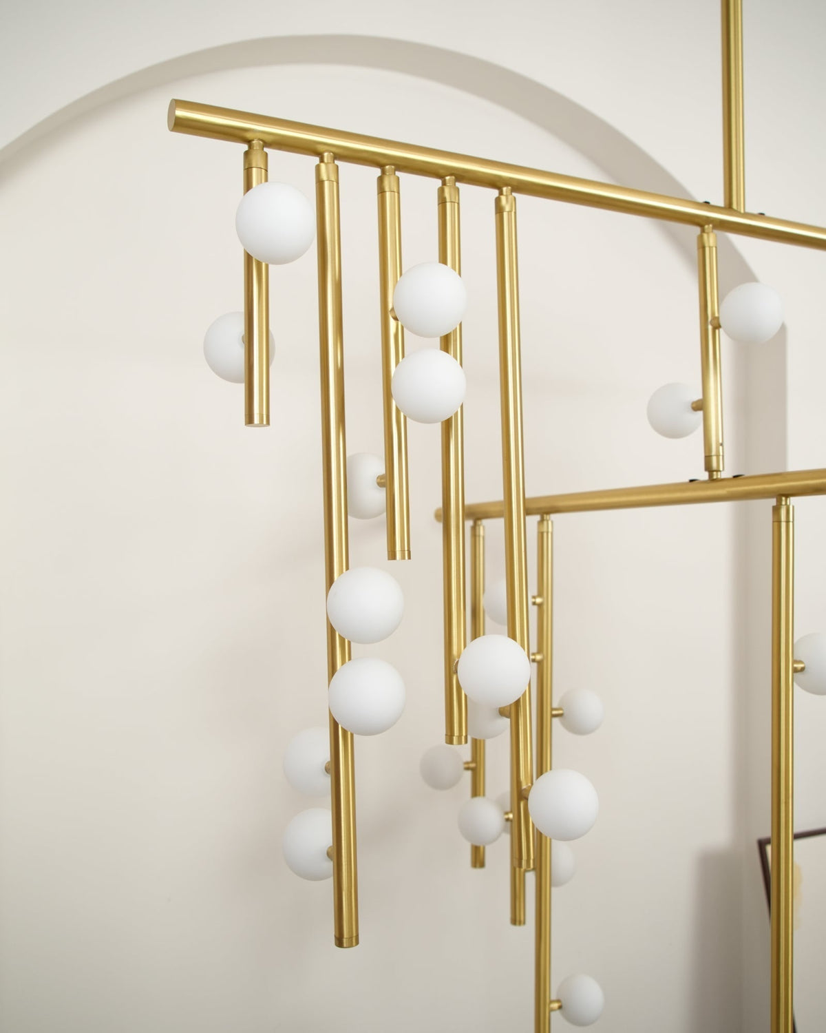 Eurzoris Chandelier Linéaire Géométrique en Laiton - Neutralighting