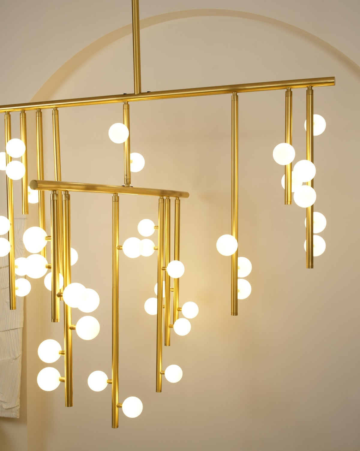 Eurzoris Chandelier Linéaire Géométrique en Laiton - Neutralighting
