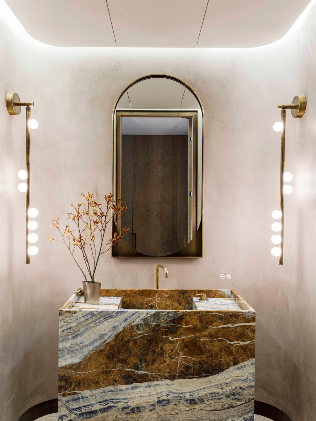 Pamela Tube Plug-in Brass Glass Wall Lamp - Neutralighting