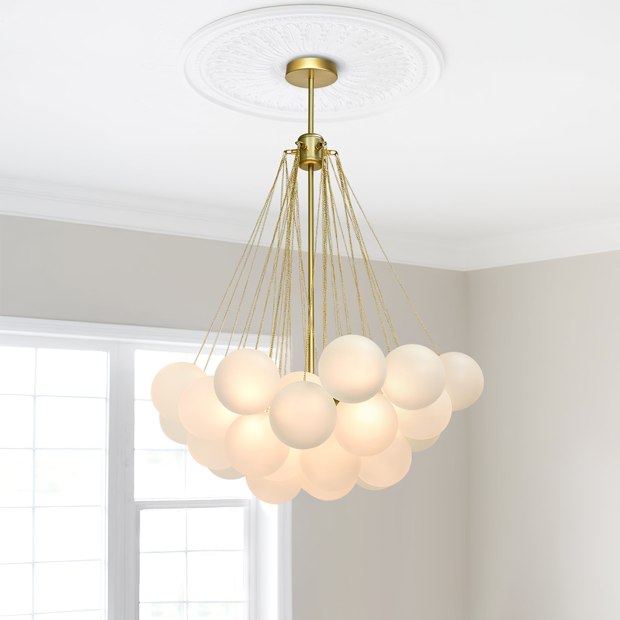 Lustra Chandelier Bulles en Verre Satiné - Neutralighting