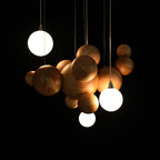 Lustra Chandelier Bois & Acrylique Boule à Bulles en Cluster - Neutralighting