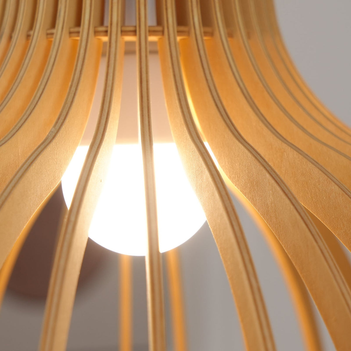Cage Lampe Suspendue Sculpturale à Cadre Ouvert en Bouleau - Neutralighting