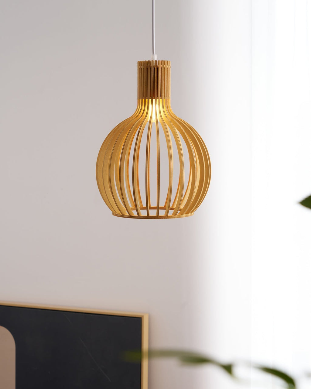 Cage Lampe Suspendue Sculpturale à Cadre Ouvert en Bouleau - Neutralighting