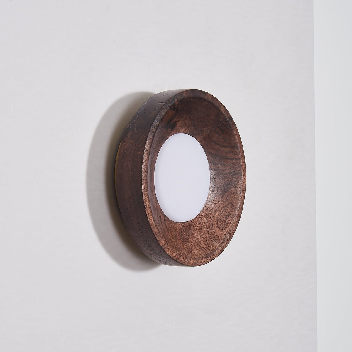 Lustra Lampe Murale Bois de Noyer Acrylique - Neutralighting