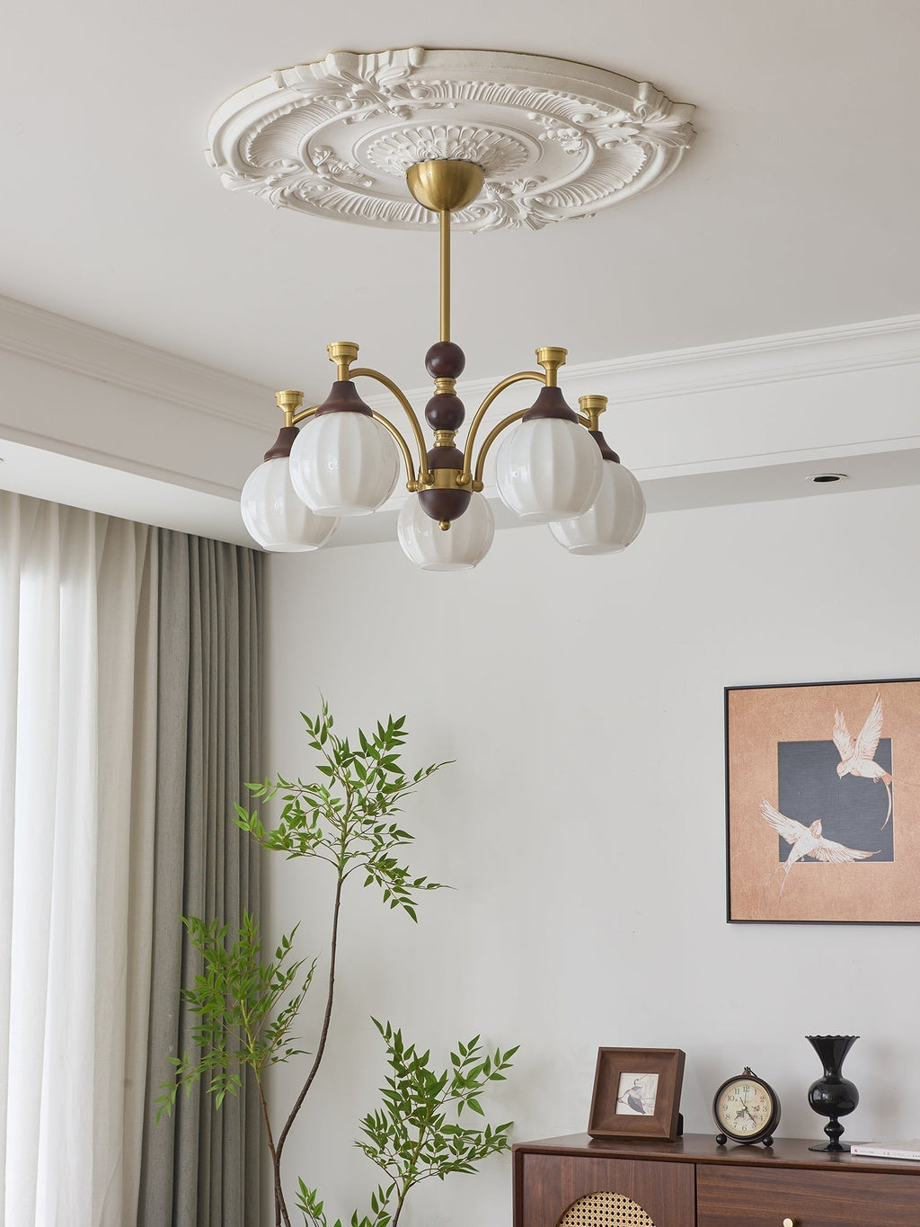 Illoros Chandelier en Bois Élégance Traditionnelle - Neutralighting