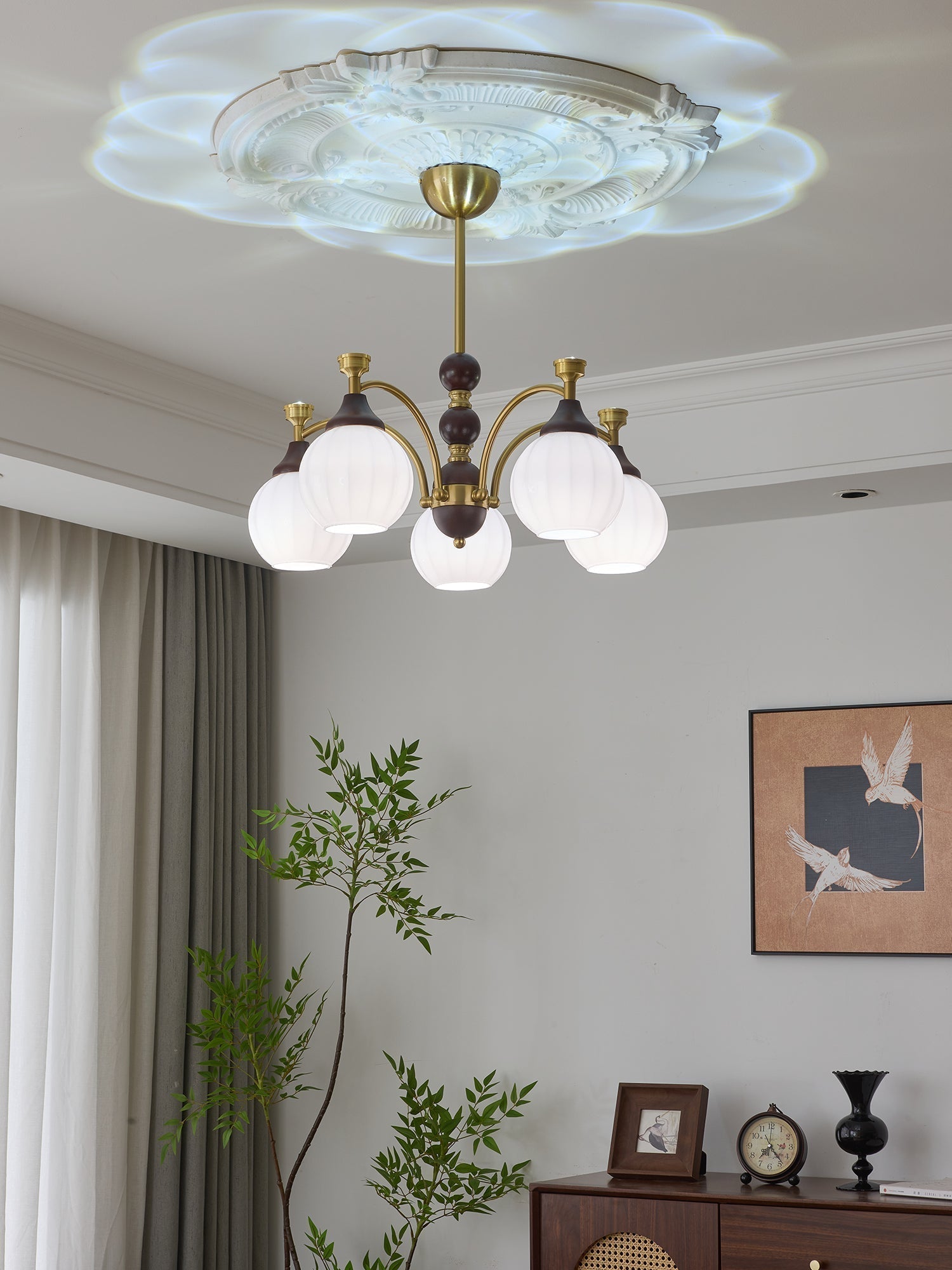 Illoros Chandelier en Bois Élégance Traditionnelle - Neutralighting